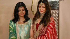 আরাধ্যাকে নিয়ে টানাটানি