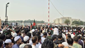 ওসমান হাদির জানাজায় লাখো মানুষের ঢল