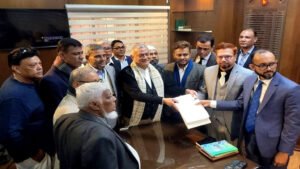 নির্বাচনী ট্রেন যেন দুর্ঘটনার সম্মুখীন না হয় : এম নাসের রহমান