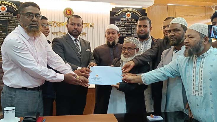 পটুয়াখালী-৩ আসনে জামায়াত প্রার্থীর মনোনয়ন ফরম সংগ্রহ