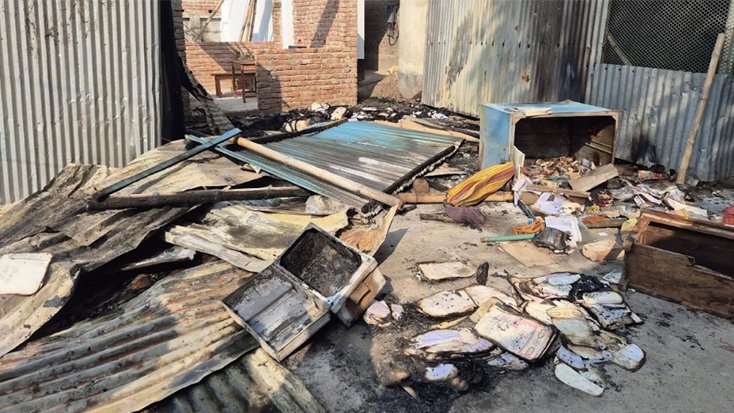 নিজ বাড়িতেই কিশোরদের ডাকাতির নাটক