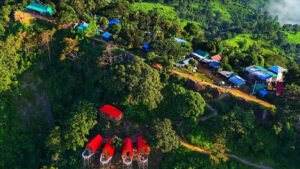 বড়দিন ও বার্ষিক ছুটিতে পাহাড়ে উৎসব