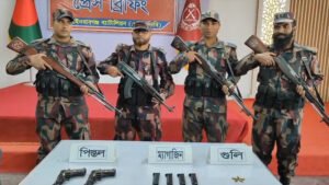 বিজিবির অভিযানে বিদেশি পিস্তলসহ গোলাবারুদ জব্দ