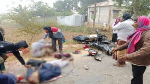 মোটরসাইকেলের মুখোমুখি সংঘর্ষে নিহত - ১