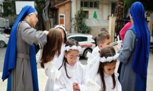 যুদ্ধের ধ্বংসস্তূপে গাজার খ্রিস্টান সম্প্রদায়ের বড়দিন