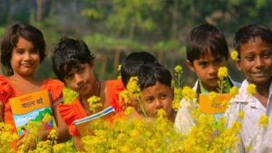 শিক্ষার্থীদের হাতে পৌঁছাবে নতুন বই