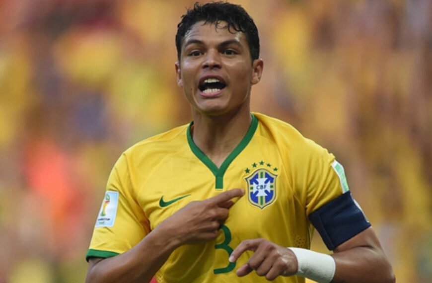 ৪১ বছর বয়সী থিয়াগো সিলভা যোগ দিলেন পোর্তোতে