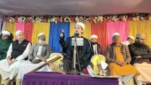 ফকিরবাজার আল-মদিনা নূরানী হাফেজিয়া মাদ্রাসায় হাফেজ ছাত্রদের পাগড়ী প্রদান ও বার্ষিক মাহফিল অনুষ্ঠিত