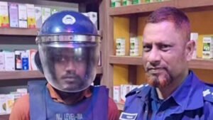 নেশার টাকা না পেয়ে কোরআন ছিঁড়লেন যুবক