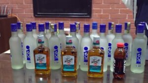 জাবির হল থেকে ২১ বোতল বিদেশি মদ জব্দ