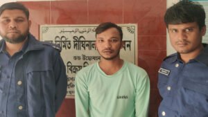 দীঘিনালায় নিষিদ্ধ ছাত্রলীগ নেতা আটক