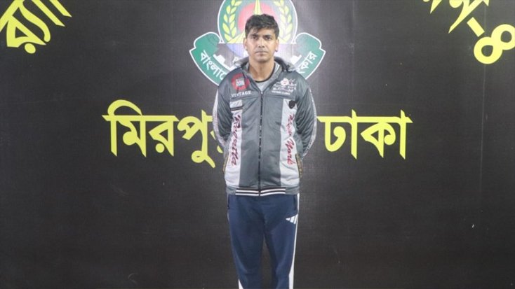 পেশাদার অপরাধীদের ভাড়ায় অস্ত্র-গুলি সরবরাহ করতেন সনি