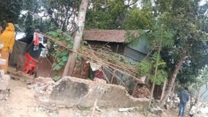 বিদ্যালয়ের ভোগদখলকৃত জমি জবরদখলের চেষ্টা