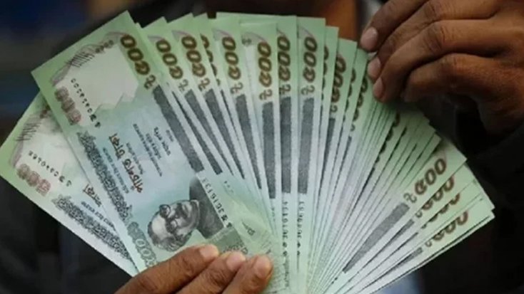 টানা ছুটিতে হঠাৎ টাকার দরকার হলে সামাল দেবেন যেভাবে