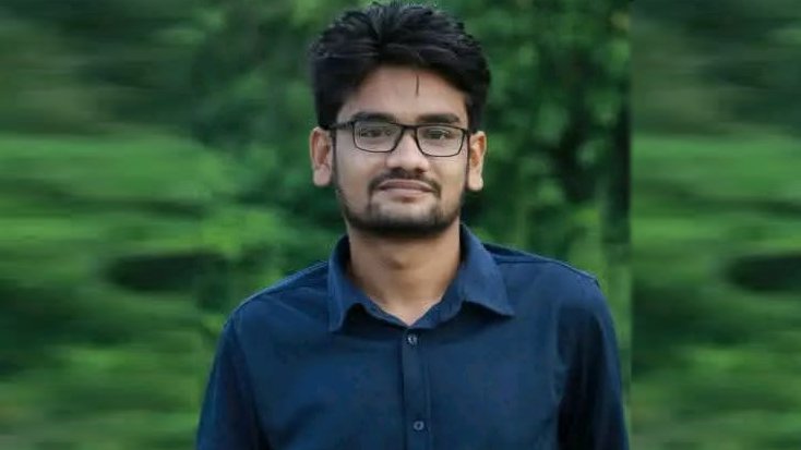 কক্সবাজার যাওয়ার পথে ট্রাক চাপায় যুবকের মৃত্যু