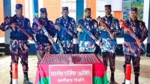 শেরপুর-ময়মনসিংহ সীমান্তে বিজিবির অভিযানে মাদকসহ গ্রেফতার- ১