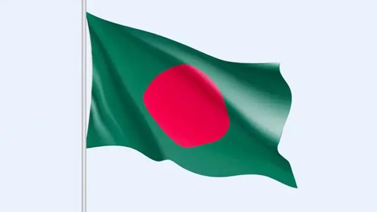 এই দিনে উড়েছিল স্বাধীন বাংলার প্রথম পতাকা