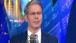 ইরানে ‘বৃহত্তম বোমাবর্ষণ’, সময় জানালেন মার্কিন মন্ত্রী