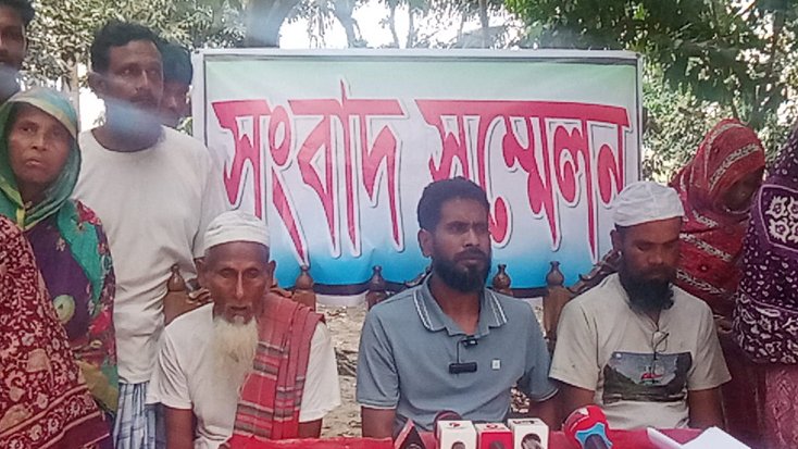 গলাচিপায় মিথ্যা মামলা ও জানমালের ক্ষয়ক্ষতির প্রতিবাদে সংবাদ সম্মেলন