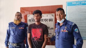 দীঘিনালায় পুলিশের অভিযানে গ্রেফতার পরোয়ানাভুক্ত পলাতক আসামি রিপন আটক