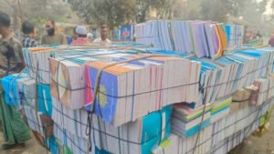 ভাঙারির দোকানে মিললো ৮ হাজার নতুন পাঠ্যবই