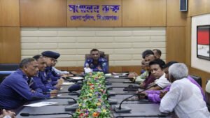 মানুষের নির্বিঘ্ন যাত্রা নিশ্চিতে পুলিশ সুপারের মতবিনিময়