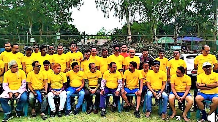 যমুনার বালুচরে সাংবাদিকদের প্রীতি ফুটবল ম্যাচ অনুষ্ঠিত