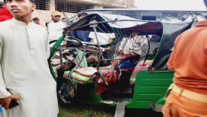 শ্রীমঙ্গলে সড়ক দুর্ঘটনায় নিহত তিন এবং গুরুতর আহত এক