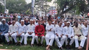 সিরাজগঞ্জে মন্ত্রীর বিরুদ্ধে কটূক্তির প্রতিবাদে বিক্ষোভ