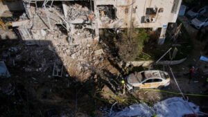 সৌদি আরবের মার্কিন ঘাঁটিতে ইরানের হামলায় ১২ সেনা আহত