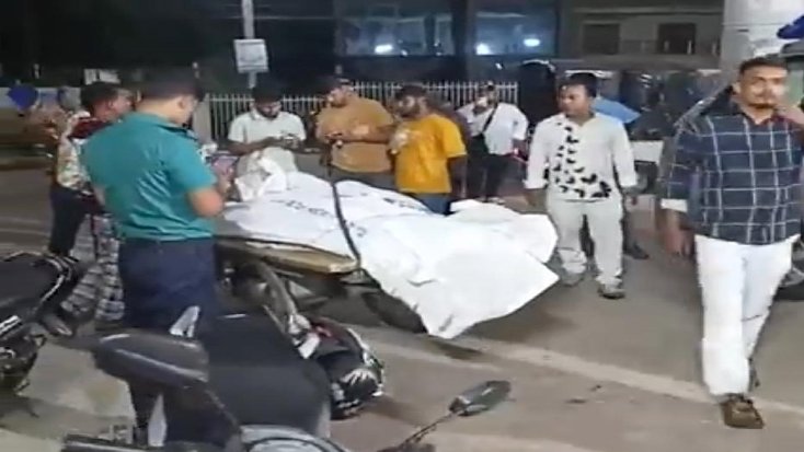 খুলনায় বাস-মোটরসাইকেল সংঘর্ষ