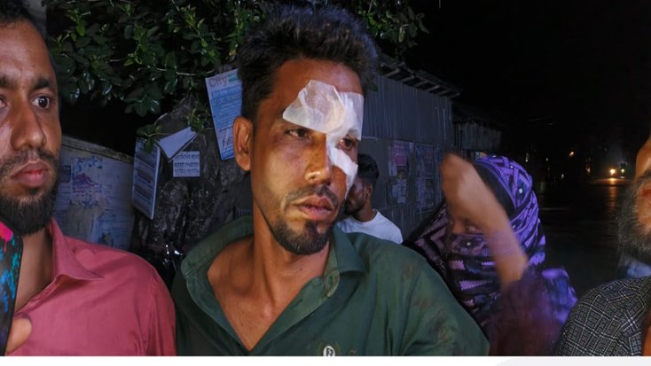 পাথরঘাটায় চাঁদা না দেওয়ায় হামলা