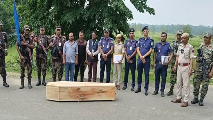 ভারত যাওয়ার ১৯ মাস পর শেরপুর সীমান্তে যুবকের মরদেহ হস্তান্তর