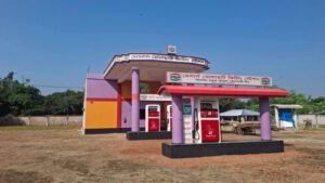 ভোলাহাটে জ্বালানী তেলের সঙ্কটে দিশেহারা কৃষক