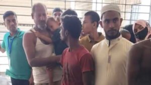 লক্ষ্মীপুরে বিদ্যুৎস্পৃষ্টে দুই শ্রমিকের মৃত্যু