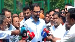 লালবাগ দেলোয়ার হোসেন খেলার মাঠ সবার জন্য উন্মুক্তের নির্দেশ