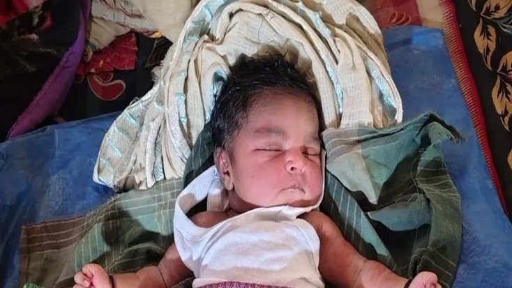 শ্মশানের পাশে মিলল নবজাতক