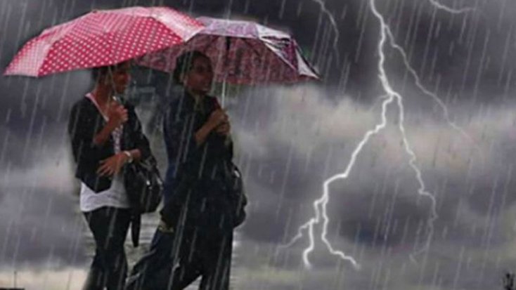 আজ দুপুরের মধ্যে বজ্রসহ বৃষ্টির আশঙ্কা