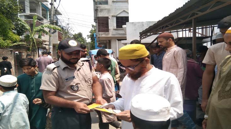চাঁপাইনবাবগঞ্জে মাদকবিরোধী সচেতনতায় ডিএনসি’র লিফলেট বিতরণ