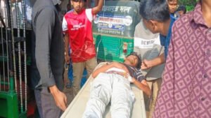 ঝিনাইগাতীতে প্রেমঘটিত বিরোধকে কেন্দ্র করে দুই পক্ষের সংঘর্ষ