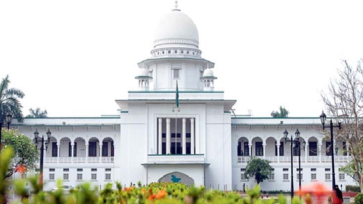 ফুটপাতে হকারদের জায়গা বরাদ্দ কেন অবৈধ নয় হাইকোর্ট