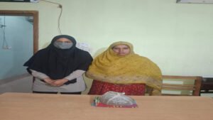 রংপুরে ৩০০ গ্রাম গাঁজাসহ নারী আটক