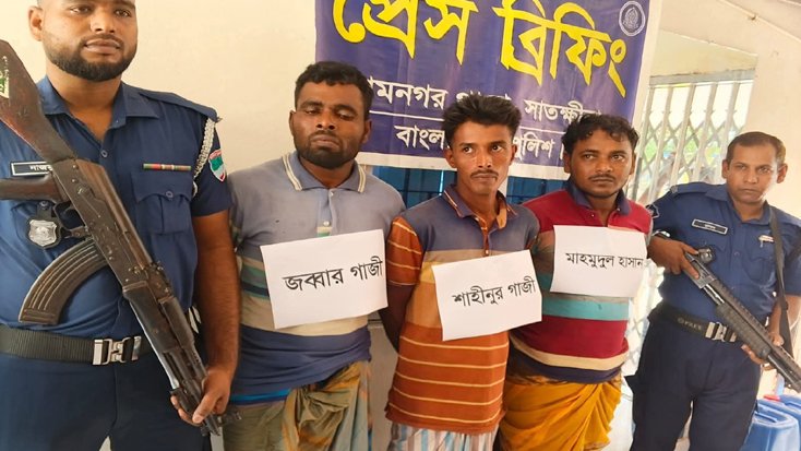 শ্যামনগরে অপহরণের ৩ দিন পর পশু চিকিৎসক উদ্ধার আটক ৩