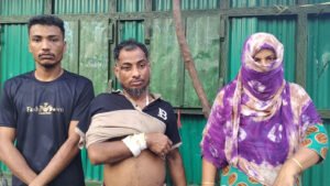 সোনাইমুড়ীতে তুচ্ছ ঘটনায় সন্ত্রাসী হামলা নারী ও শিশুসহ আহত ৪