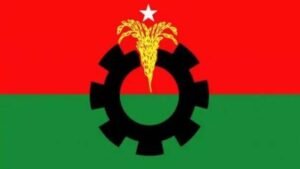 ২৫ মে থেকে ৭ দিনের কর্মসূচি ঘোষণা বিএনপির ডেস্ক রিপোর্টঃ দলের প্রতিষ্ঠাতা শহীদ প্রেসিডেন্ট জিয়াউর রহমানের শাহাদাতবার্ষিকী উপলক্ষ্যে ২৫ মে থেকে ১ জুন পর্যন্ত ৭ দিনের কর্মসূচি ঘোষণা করেছে বিএনপি।  সোমবার (১৮ মে) রাজধানীর নয়াপল্টনে দলের কেন্দ্রীয় কার্যালয়ে আয়োজিত এক সংবাদ সম্মেলনে এ কর্মসূচি ঘোষণা করেন দলের সিনিয়র যুগ্ম মহাসচিব ও প্রধানমন্ত্রীর উপদেষ্টা রুহুল কবির রিজভী। তিনি বলেন, আমরা ২৫ থেকে ১ জুন পর্যন্ত কর্মসূচি হাতে নিয়েছি। এর মধ্যে ঈদুল আজহা আছে। এ কারণে কেউ যদি দুই-একদিন পরে কর্মসূচি পালন করে সেটি করতে পারে। ৩১ মে দলের পক্ষ থেকে দুপুর ২টায় রমনায় দলের পক্ষ থেকে আলোচনা সভা অনুষ্ঠিত হবে।