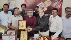 ক্রীড়া প্রতিযোগিতায় ক্যারাম একক রানার্সআপ ও দ্বৈত খেলায় চ্যাম্পিয়ন মমিনুর রশীদ শাইন