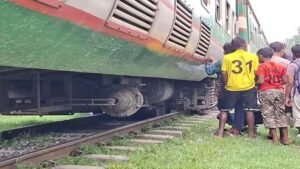 ঢাকা-ময়মনসিংহ-জামালপুর রুটে ট্রেন চলাচল বন্ধ