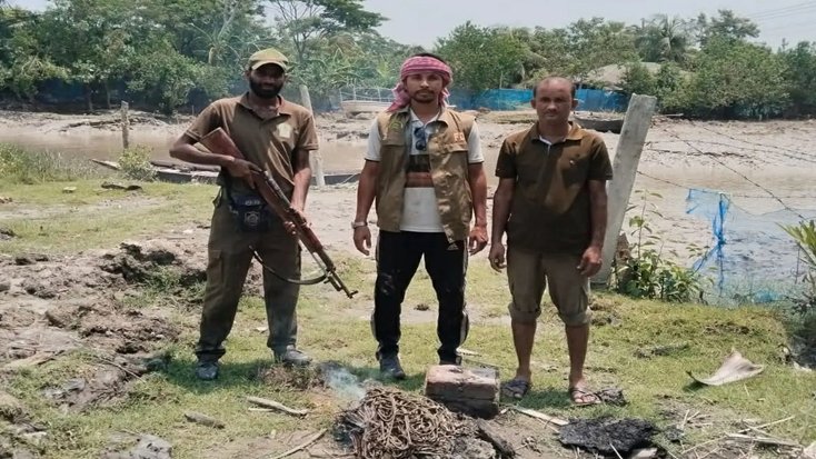 পুর্ব সুন্দরবনের হেতালমারি এলাকা থেকে ৫০ ফুট হরিণ শিকারের মালাফাঁদ উদ্ধার