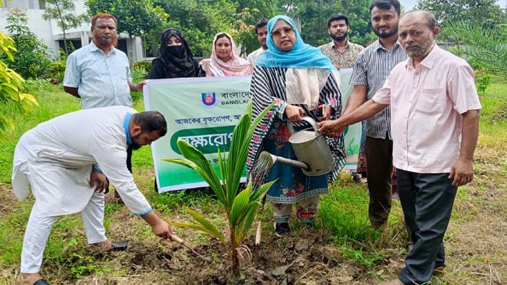 বাংলাদেশ উন্মুক্ত বিশ্ববিদ্যালয়ের আয়োজনে বৃক্ষ রোপন অনুষ্ঠিত