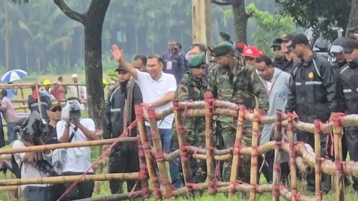 বাবার স্মৃতিবিজড়িত ‘পাতলী খাল’ পুনঃখনন করলেন প্রধানমন্ত্রী